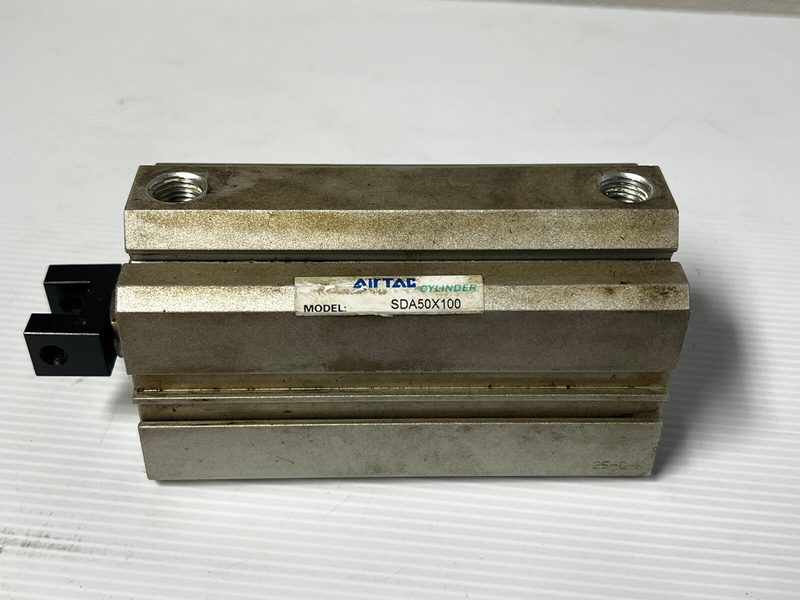 Пневмоцилиндр AirTAC SDA50X100