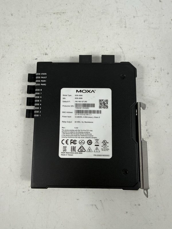 IIoT-устройство Moxa SDS-3008