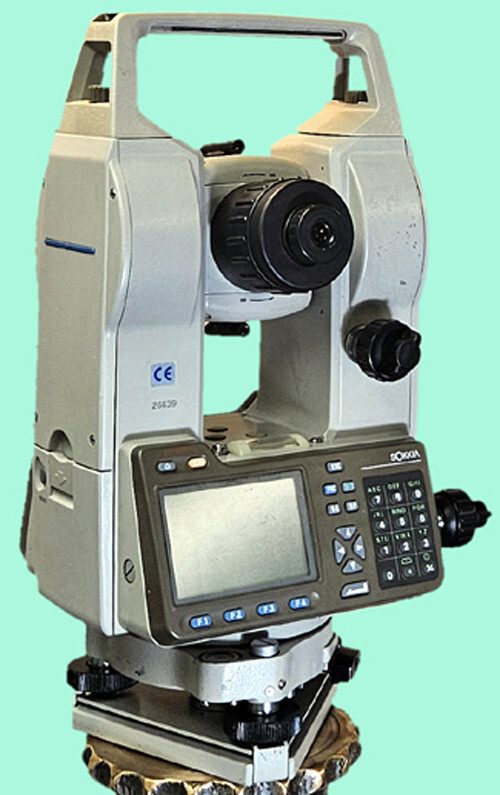 Геодезический прибор Leica SET3110