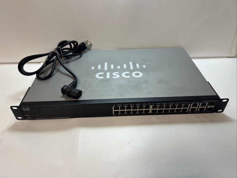 Коммутатор Cisco SF300-24P