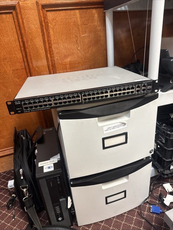 Коммутатор Cisco SF30048PPK9NA