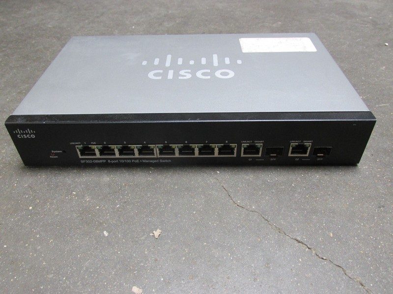 Коммутатор Cisco SF302-08MPP
