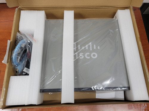 Коммутатор Cisco SF550X-48P