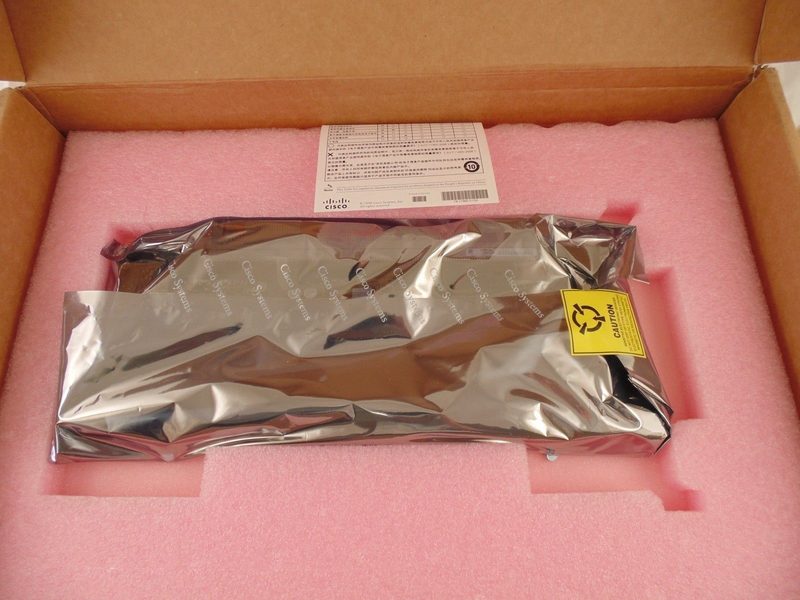 Коммутатор Cisco SFS-X7008P-04X12