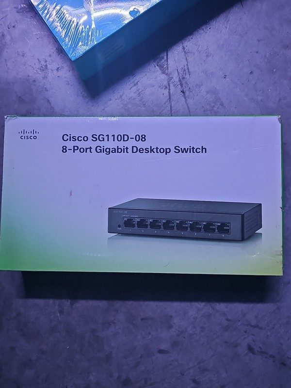 Коммутатор Cisco SG100D-08-EU