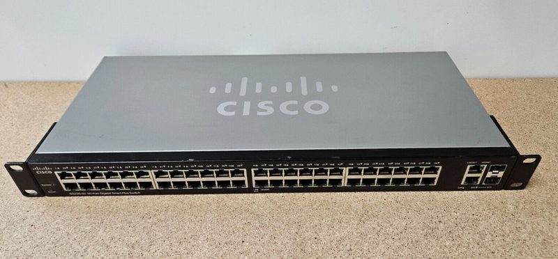 Коммутатор Cisco SG220-50-K9-EU