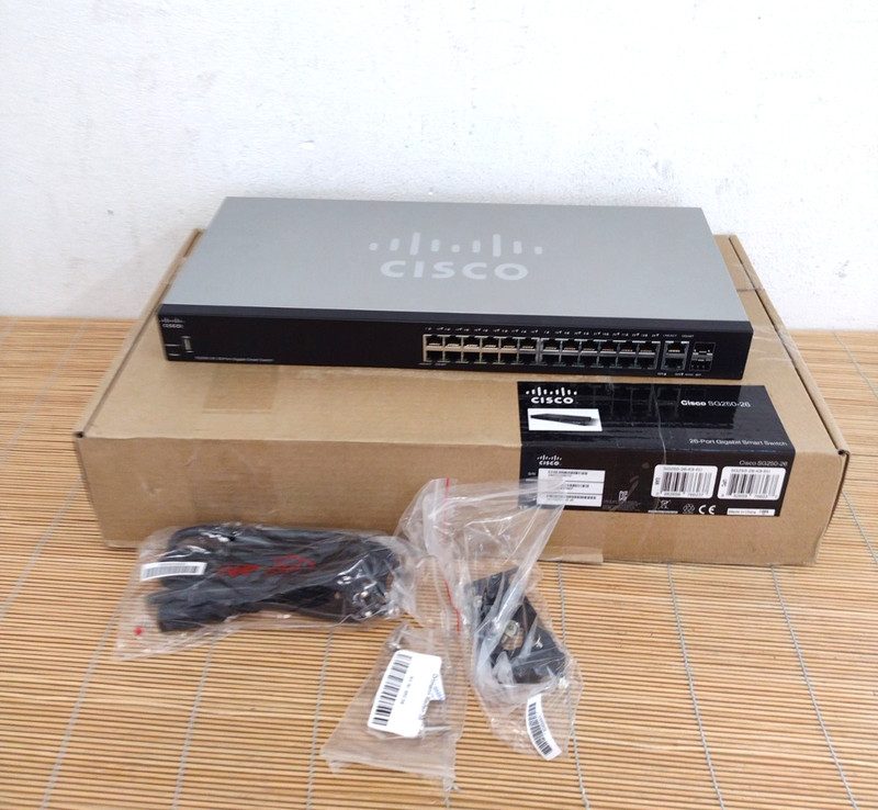 Коммутатор Cisco SG250-26-K9