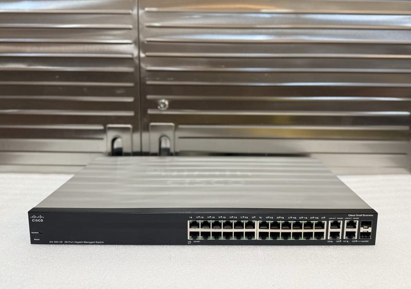 Коммутатор Cisco SG300-28-K9