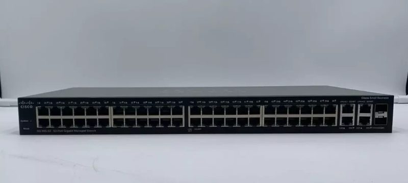 Коммутатор Cisco SG300-52-K9