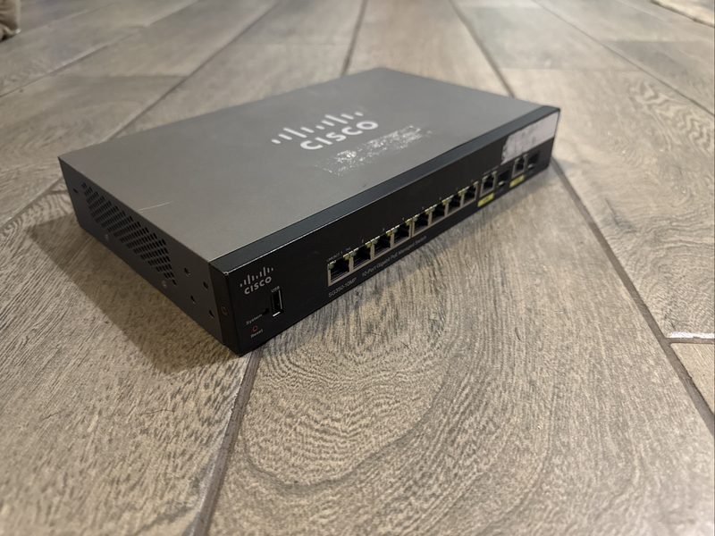 Коммутатор Cisco SG350-10P-K9-EU