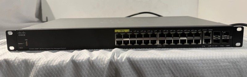 Коммутатор Cisco SG350-28MP-K9