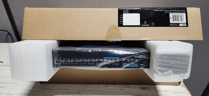 Коммутатор Cisco SG350-8PD