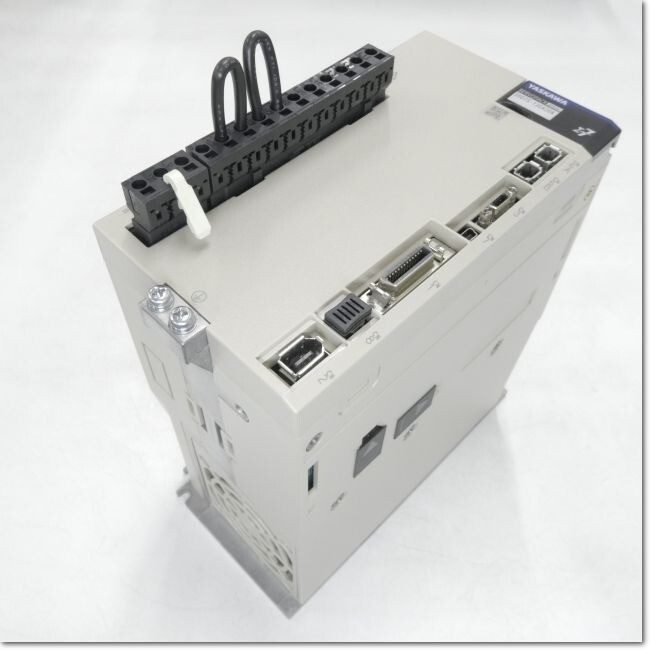 Сервопривод Yaskawa SGD7S-120A20A