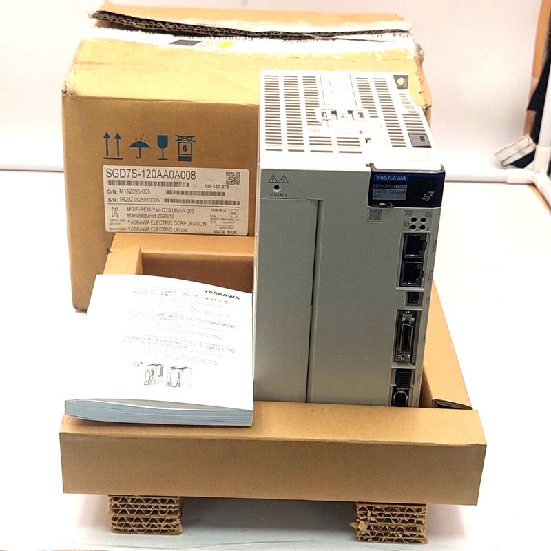 Сервопривод Yaskawa SGD7S-120AA0A008