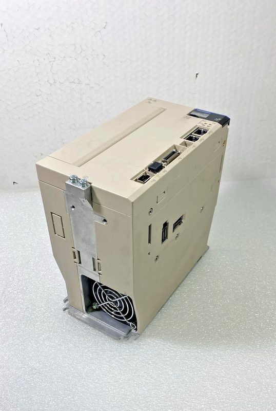 Сервопривод Yaskawa SGD7S-180AA0A