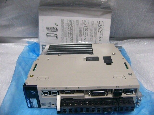 Сервопривод Yaskawa SGD7S-1R6A20A001