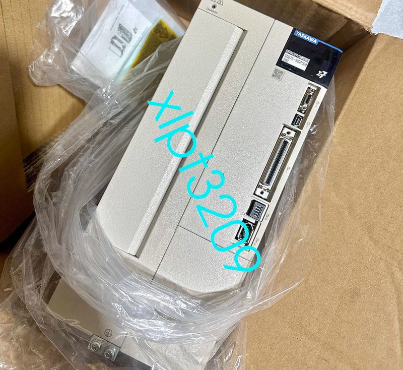 Сервопривод Yaskawa SGD7S-330A20A002