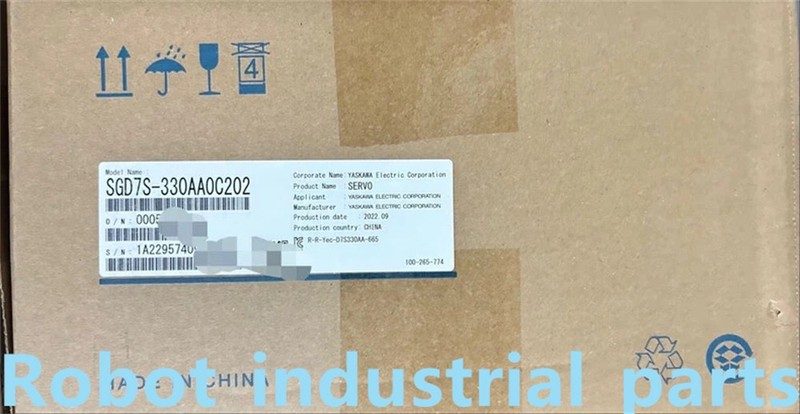Сервопривод Yaskawa SGD7S-330AA0C202