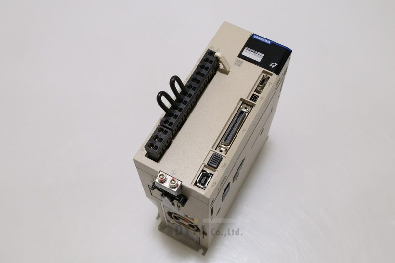 Сервопривод Yaskawa SGD7S-7R6A00A