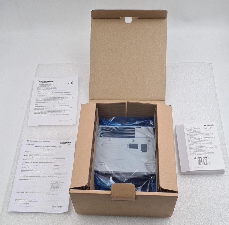 Сервопривод Yaskawa SGD7S-R90AA0A