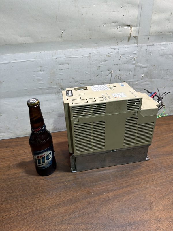 Сервопривод Yaskawa SGDB-10ADG