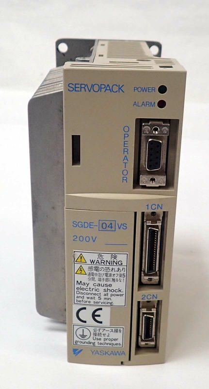Сервопривод Yaskawa SGDE-04VS