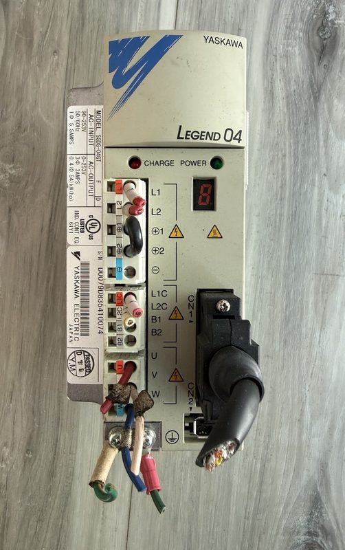 Сервопривод Yaskawa SGDG-04GT