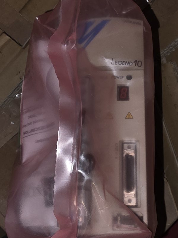 Сервопривод Yaskawa SGDG-10GT