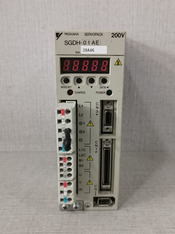 Серводвигатель Yaskawa SGDH-01AE