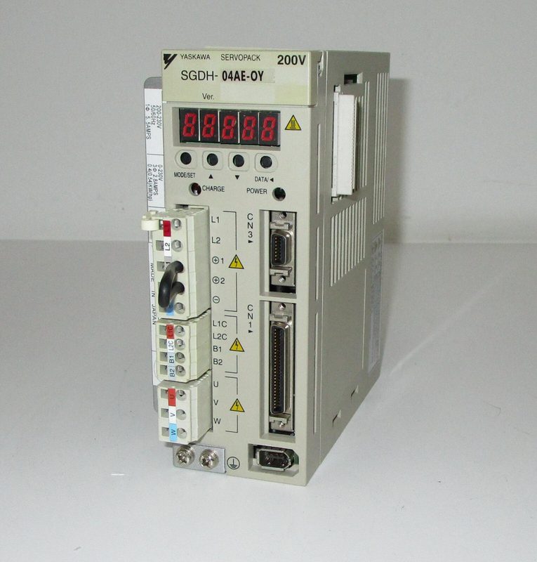 Сервопривод Yaskawa SGDH-04AE-OY
