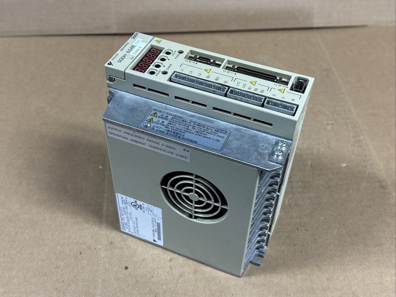 Сервопривод Yaskawa SGDH-05AEY291