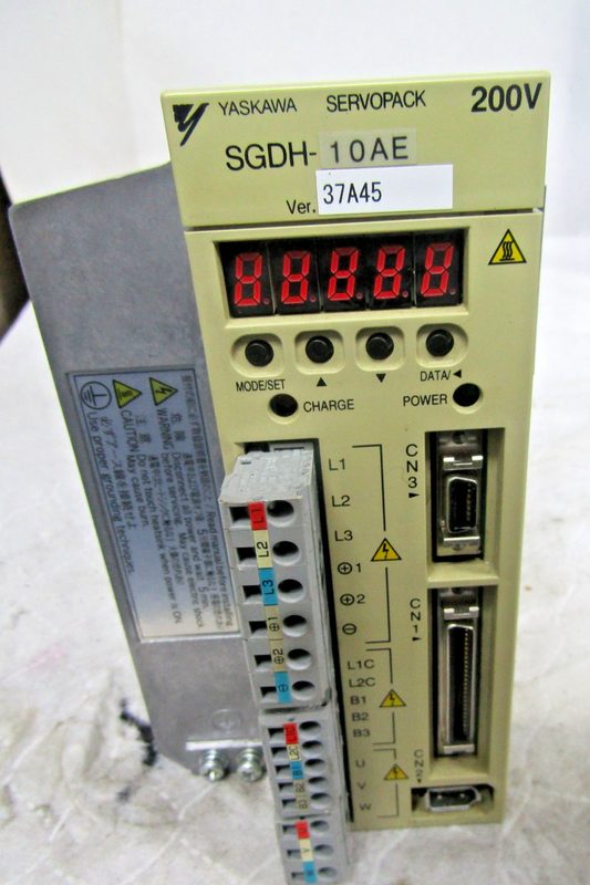 Сервопривод Yaskawa SGDH-10AE