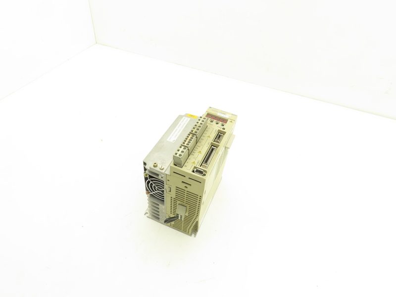 Сервопривод Yaskawa SGDH-15DEY12