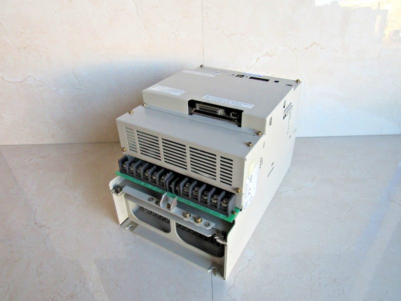 Сервопривод Yaskawa SGDH-75DE