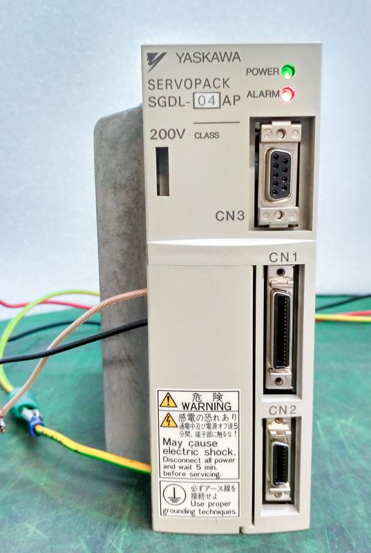 Сервопривод Yaskawa SGDL-04AP