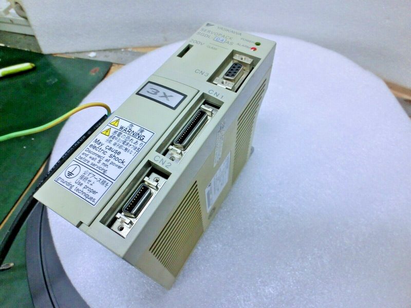 Сервопривод Yaskawa SGDL-04AS