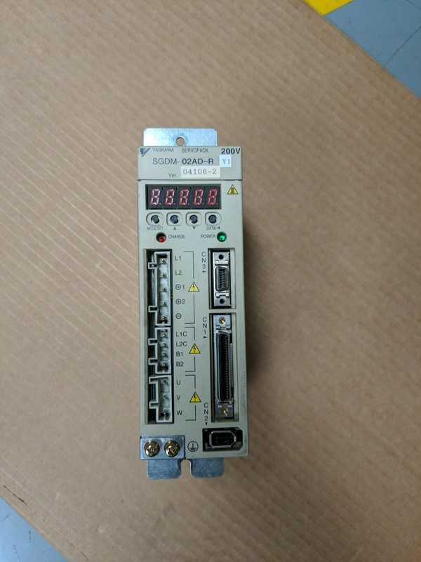 Сервопривод Yaskawa SGDM-02AD-R