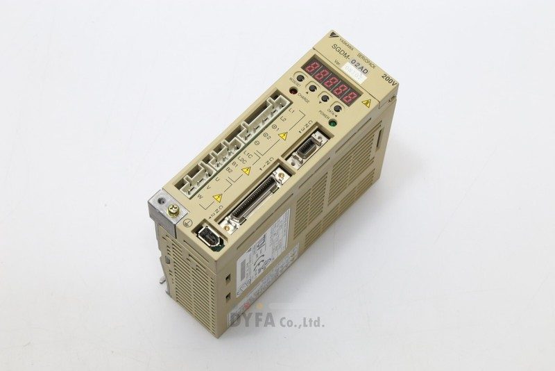 Сервопривод Yaskawa SGDM-02AD