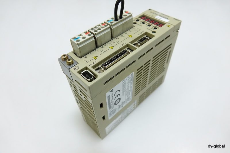 Сервопривод Yaskawa SGDM-02ADA