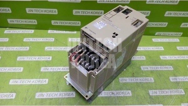 Сервопривод Yaskawa SGDM-10AC-SD1-PY8
