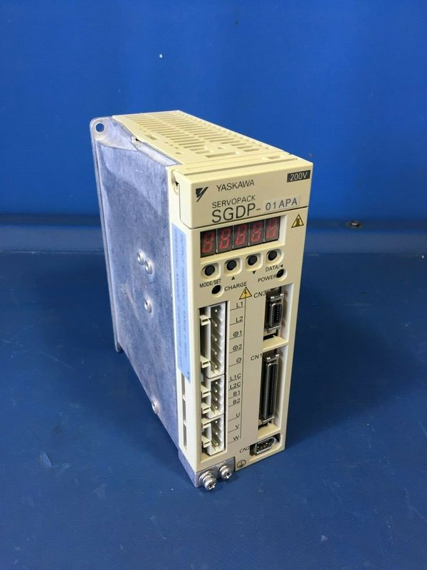 Сервопривод Yaskawa SGDP-01APA