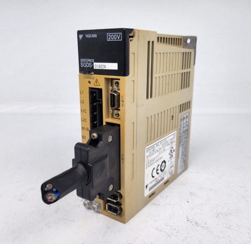 Сервопривод Yaskawa SGDS-01A02A