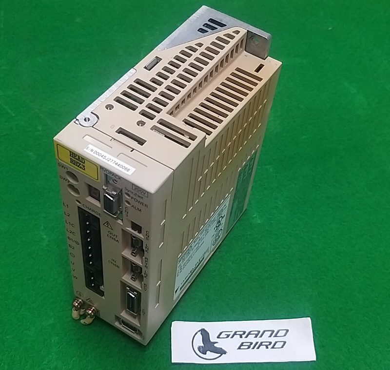 Сервопривод Yaskawa SGDS-01A72A