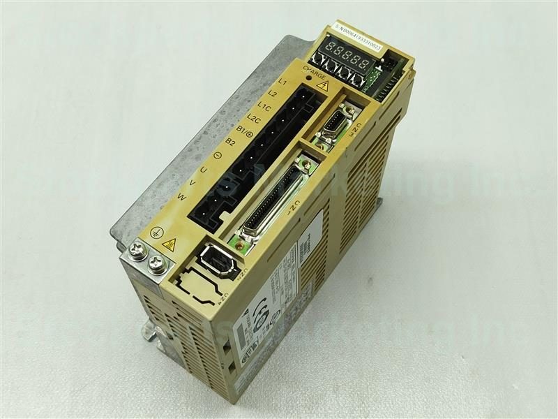 Сервопривод Yaskawa SGDS-04A01A