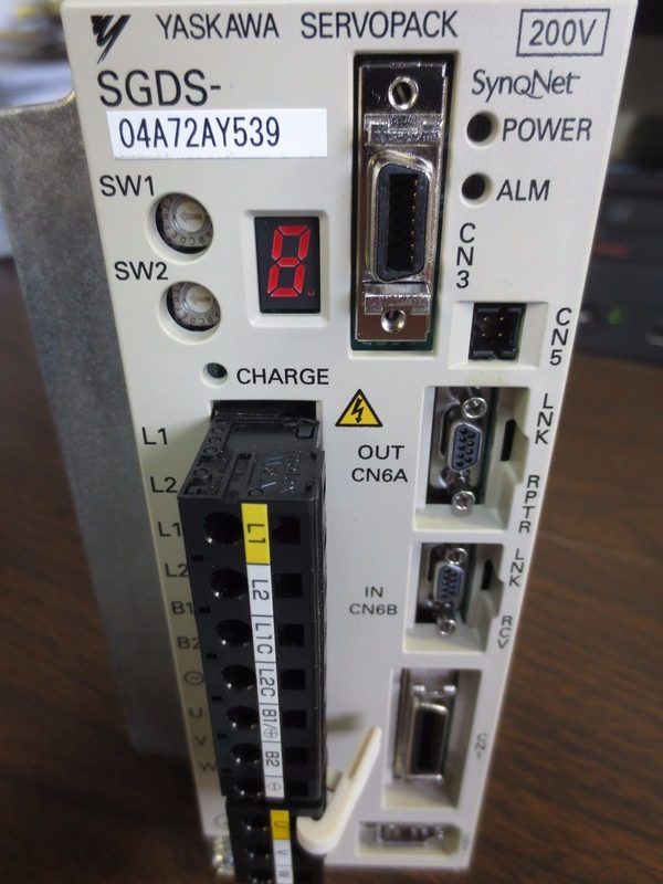 Сервопривод Yaskawa SGDS-04A72AY539