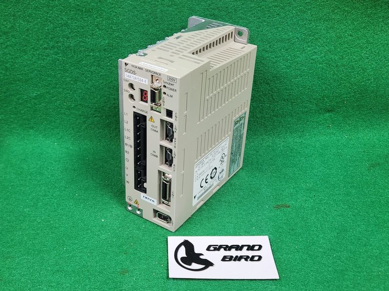 Сервопривод Yaskawa SGDS-04A72AY584-E