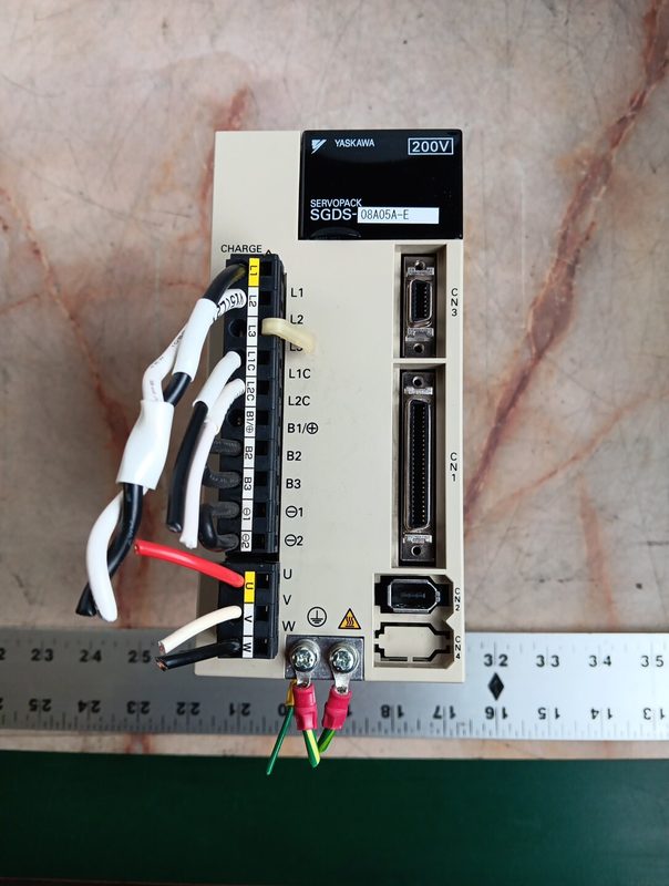 Сервопривод Yaskawa SGDS-08A05A-E