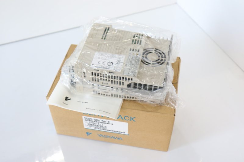 Сервопривод Yaskawa SGDS-08A75A-E