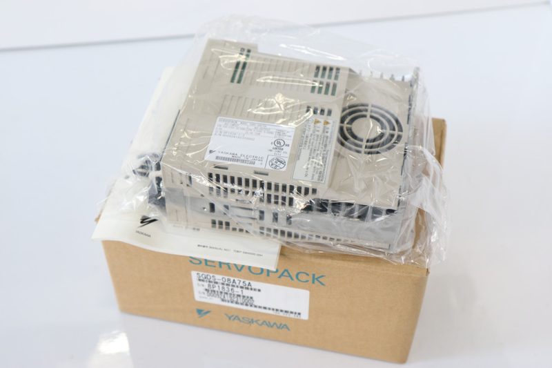 Сервопривод Yaskawa SGDS-08A75A