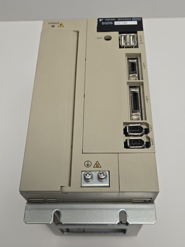 Сервопривод Yaskawa SGDS-30A12AR